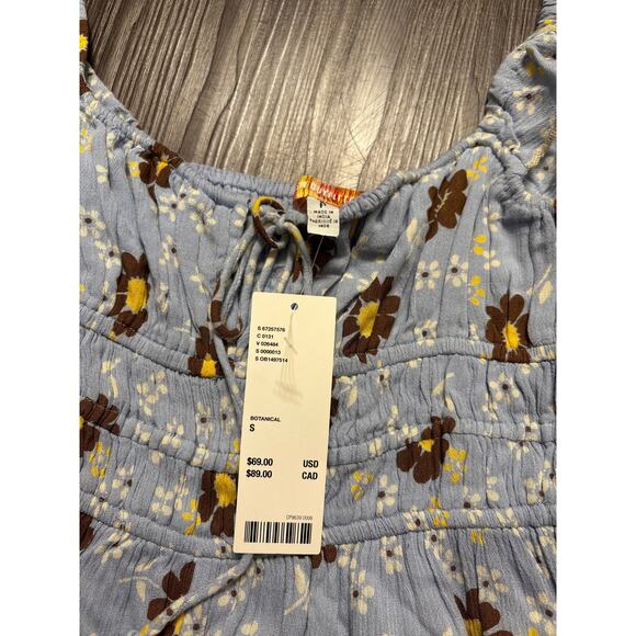 Urban Outfitters NWT Blue Boho Floral Rockaway Smocked Romper - Picture 6 of 8